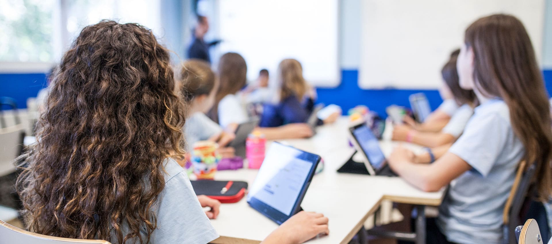 relacion-caida-nivel-academico-uso-de-nuevas-tecnologias-en-el-aula