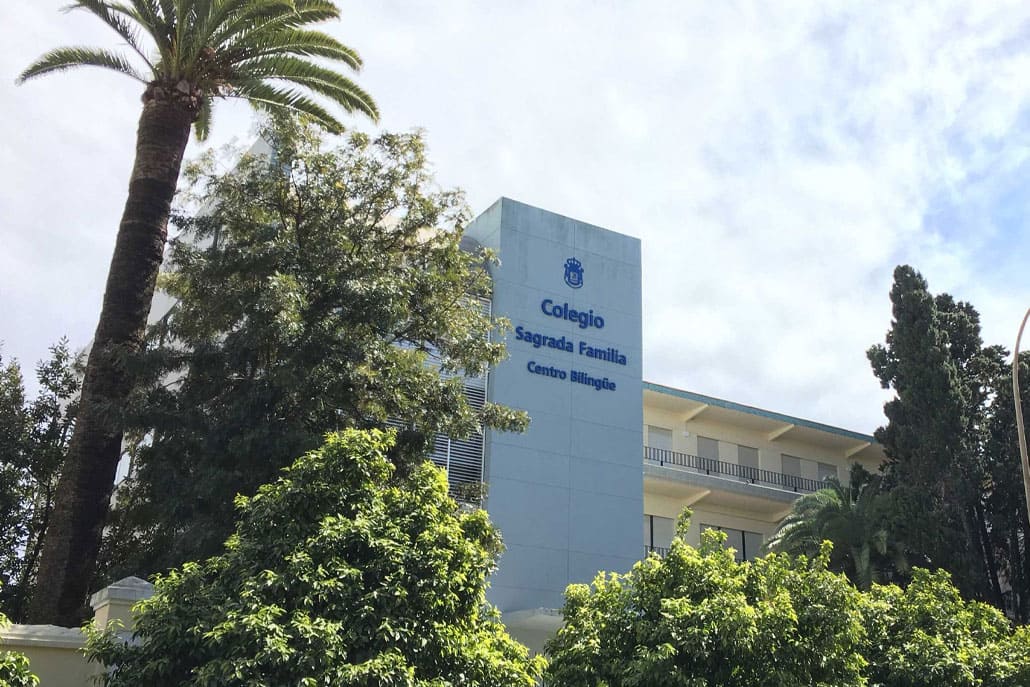 Colegio Sagrada Familia Urgel exterior