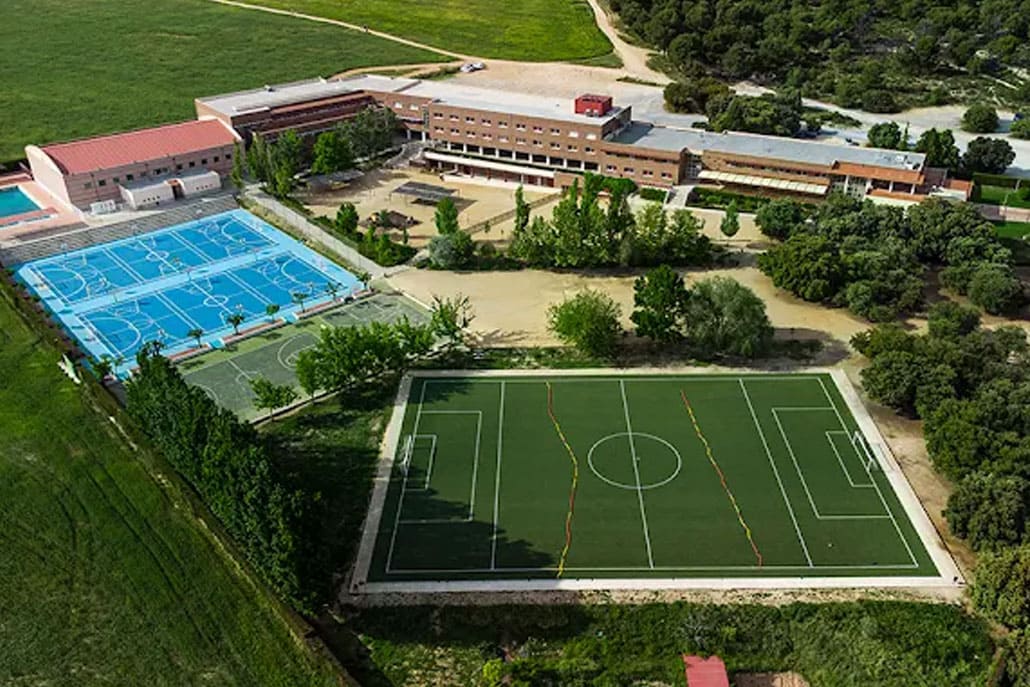 Ágora Granada College exterior