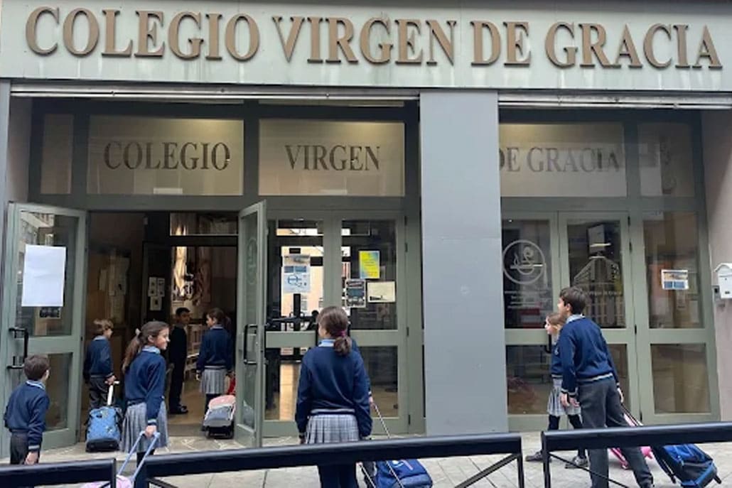 Colegio Virgen de Gracia Colegio Virgen de Gracia, exterior