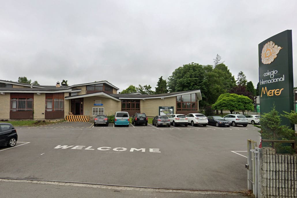 Colegio internacional Meres, exterior