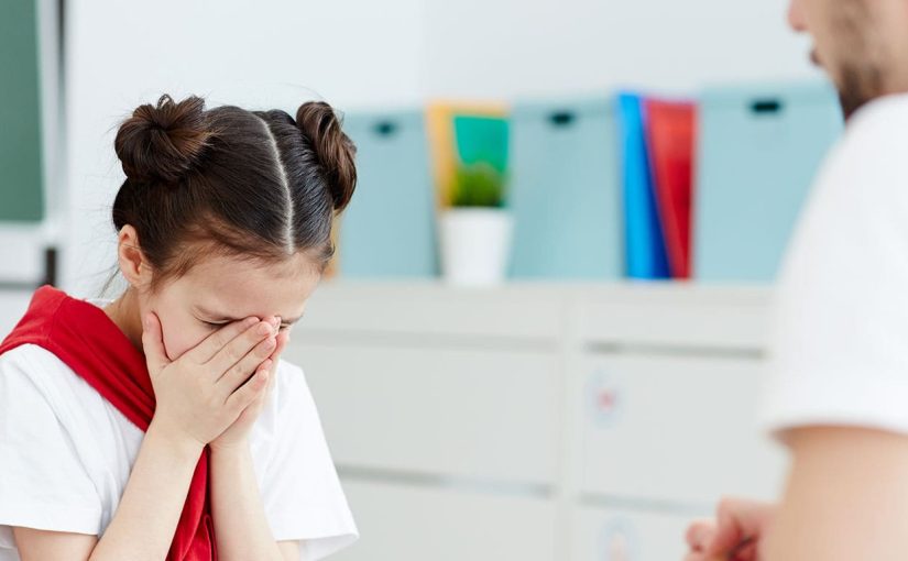 En casi la mitad de los colegios de Estados Unidos se puede pegar a las niñas y los niños