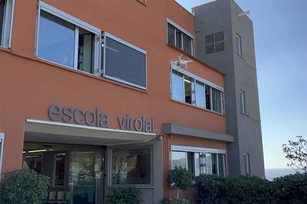 Colegio Virolai, exterior