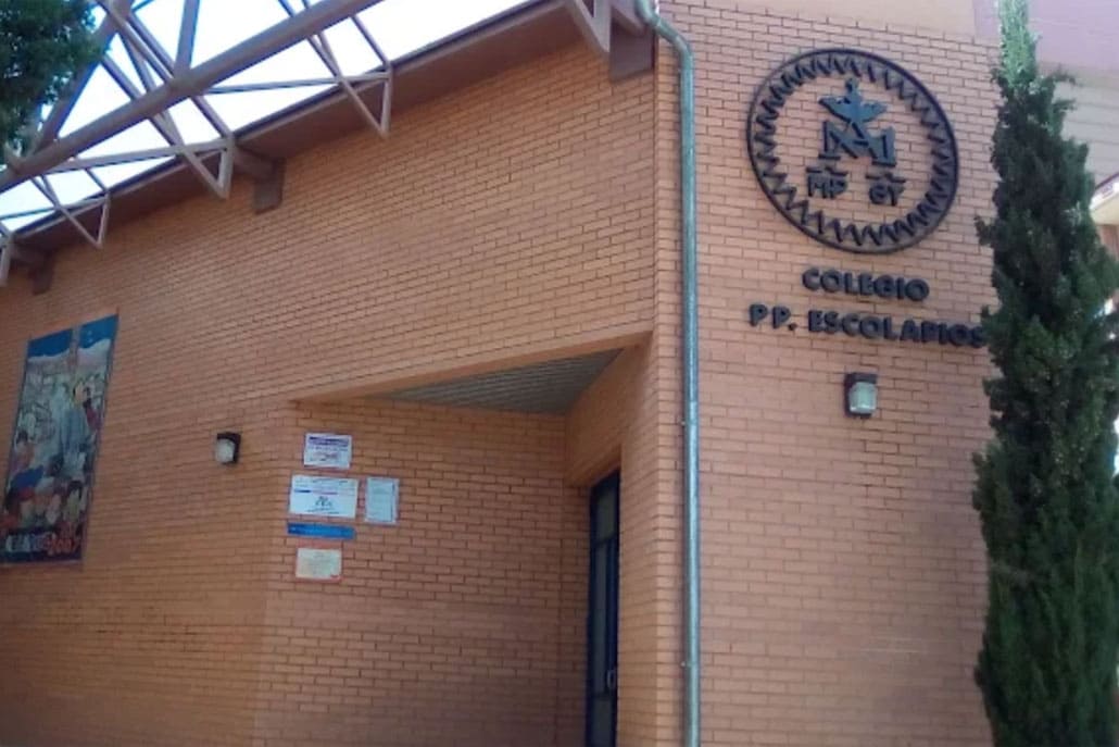 Colegio Nuestra Señora del Pilar, exterior