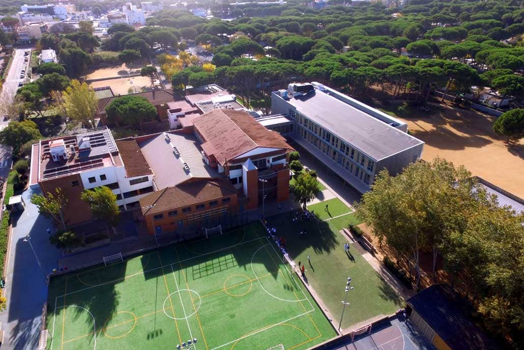 Colegio Bon Soleil, exterior