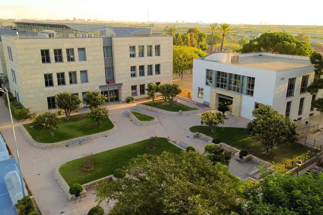 Caxton College, exterior