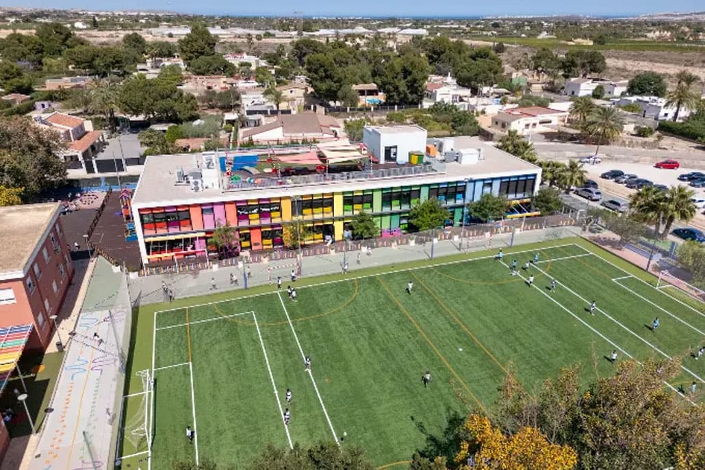 Newton College, instalaciones